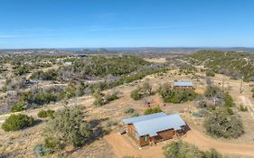 Rocky Ridge Cedar Cabin With Hot Tub & Amazing Views