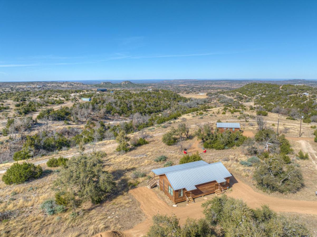 Rocky Ridge Cedar Cabin With Hot Tub & Amazing Views Villa Crabapple Exterior photo